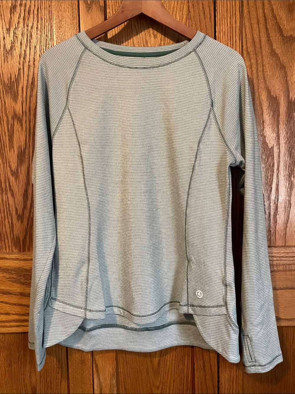 Avalanche Women's Sage Green Crewneck Long-Sleeve Sweater